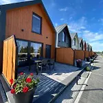 Nad Zalewem Kamienskim Dobre Wiatry Parque de vacaciones *