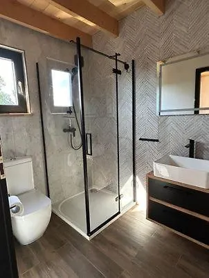 Nad Zalewem Kamienskim Dobre Wiatry 홀리데이파크