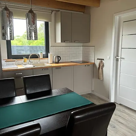 홀리데이파크 Nad Zalewem Kamienskim Dobre Wiatry 카미엔 포모르스키